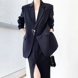 Black Metal Loop Blazer