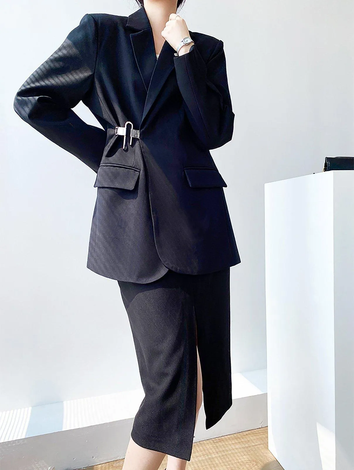 Black Metal Loop Blazer