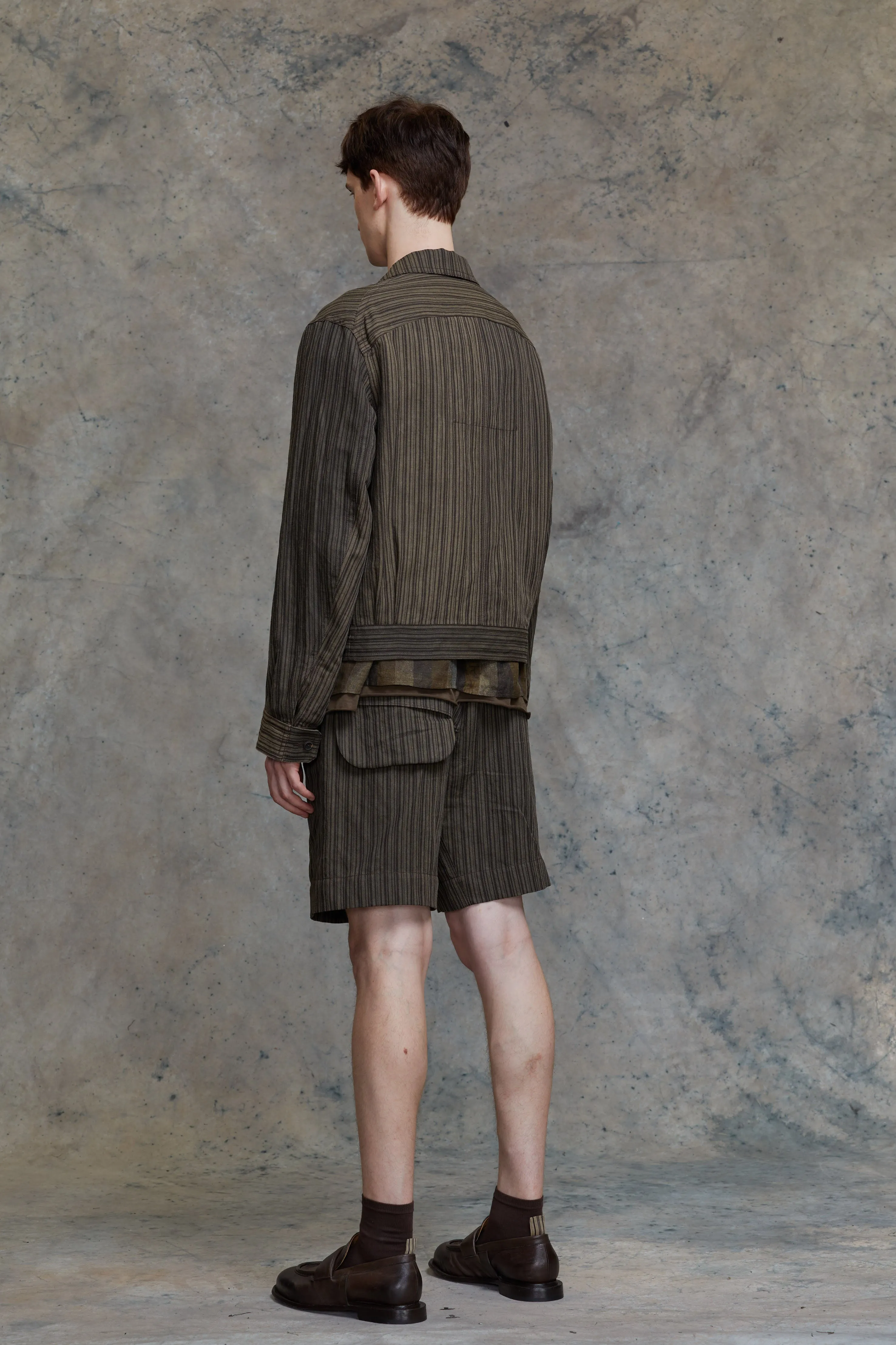 CROPPED WRINKLE PLEATS JACKET