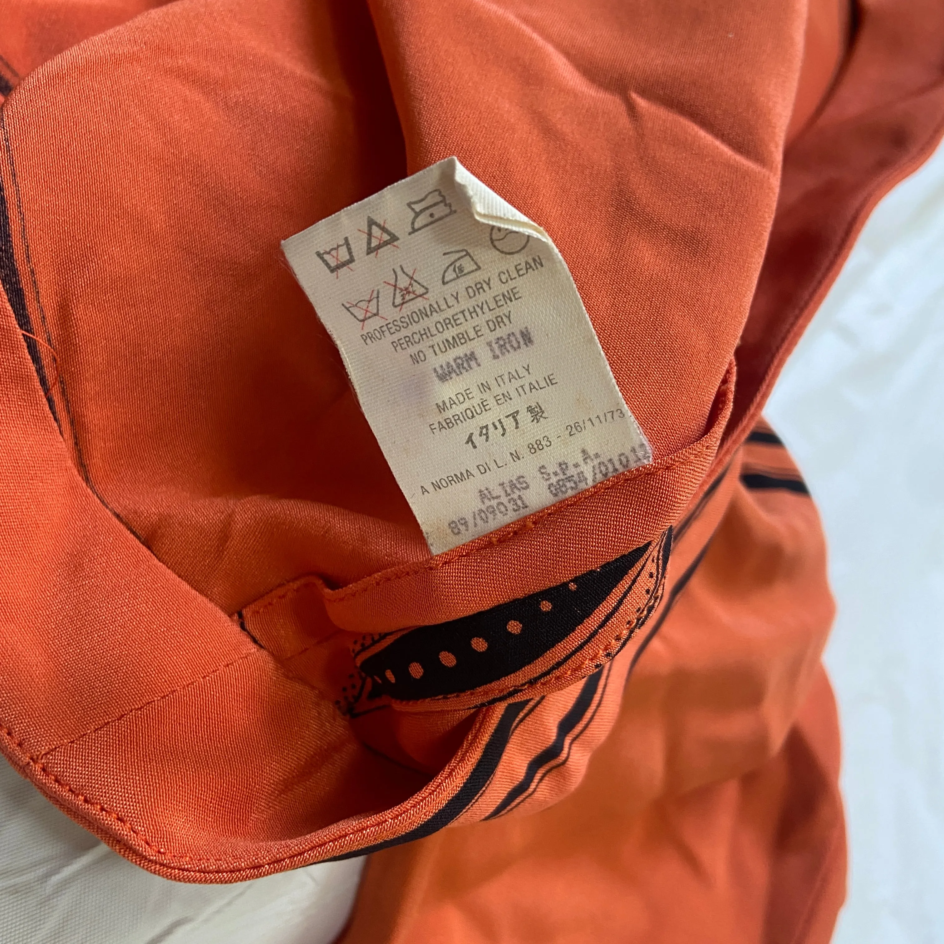 Gianni Versace 1989 orange cropped silk jacket 44