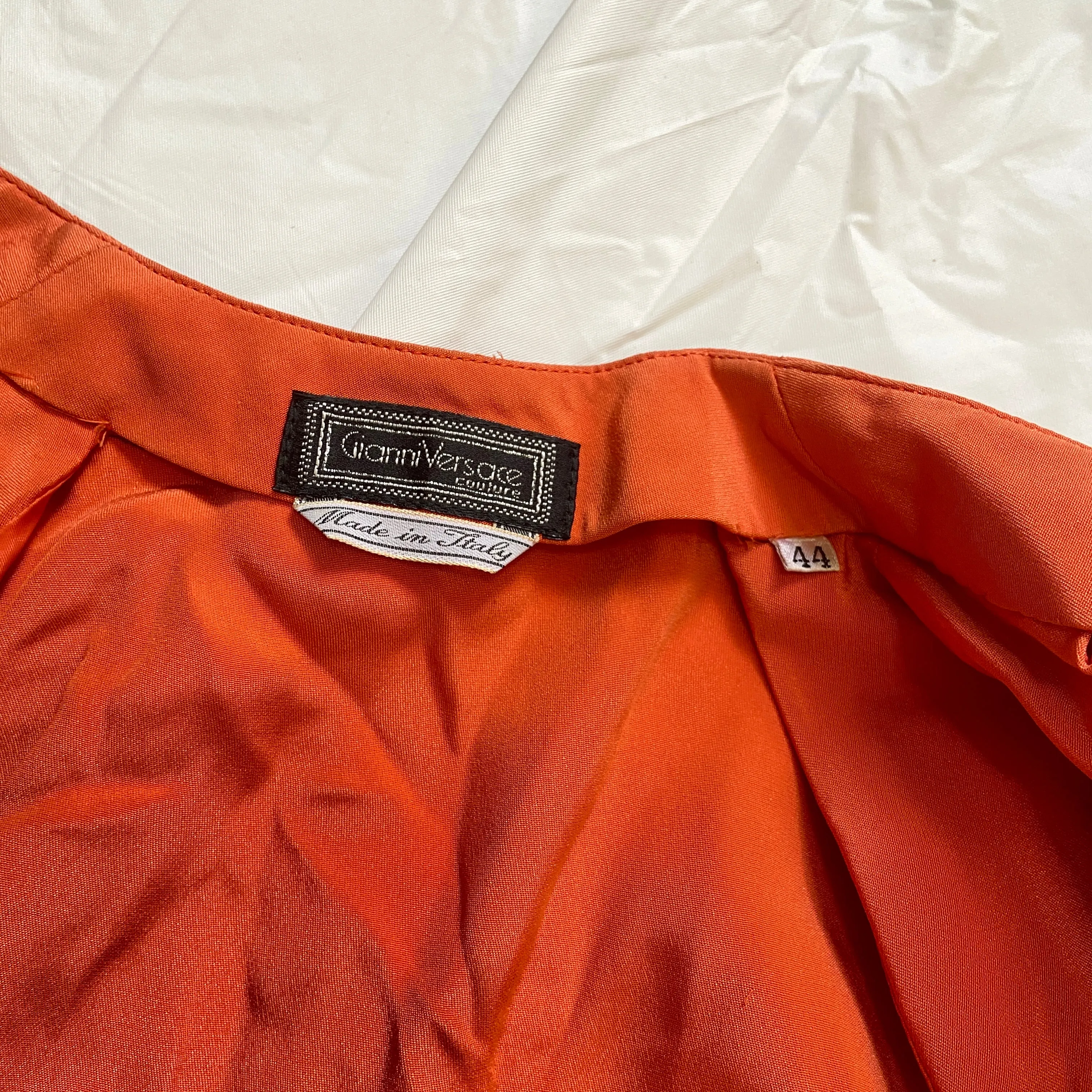 Gianni Versace 1989 orange cropped silk jacket 44