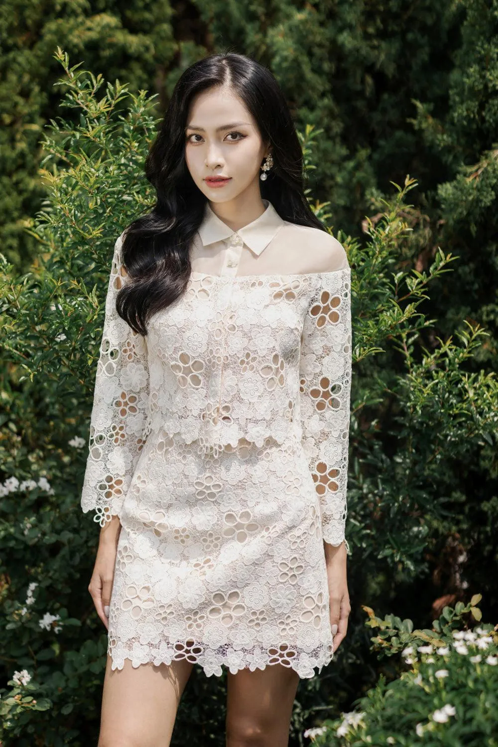 Maria Cropped Collared Neck Lace Shirt
