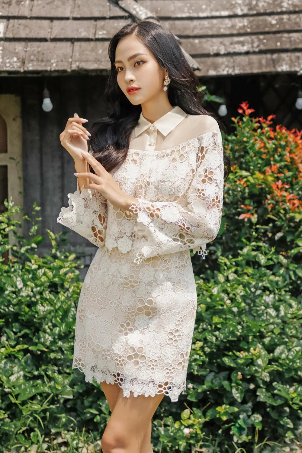 Maria Cropped Collared Neck Lace Shirt
