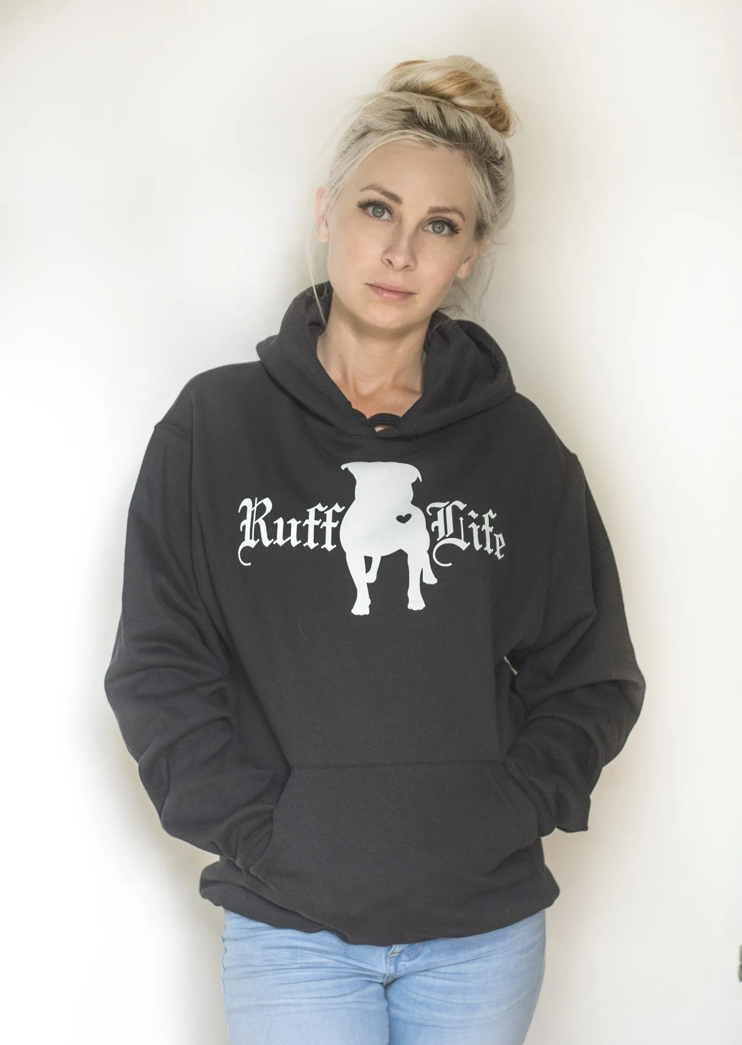 Unisex Pitty Pull Over Hoodie